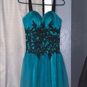 PROM DRESS